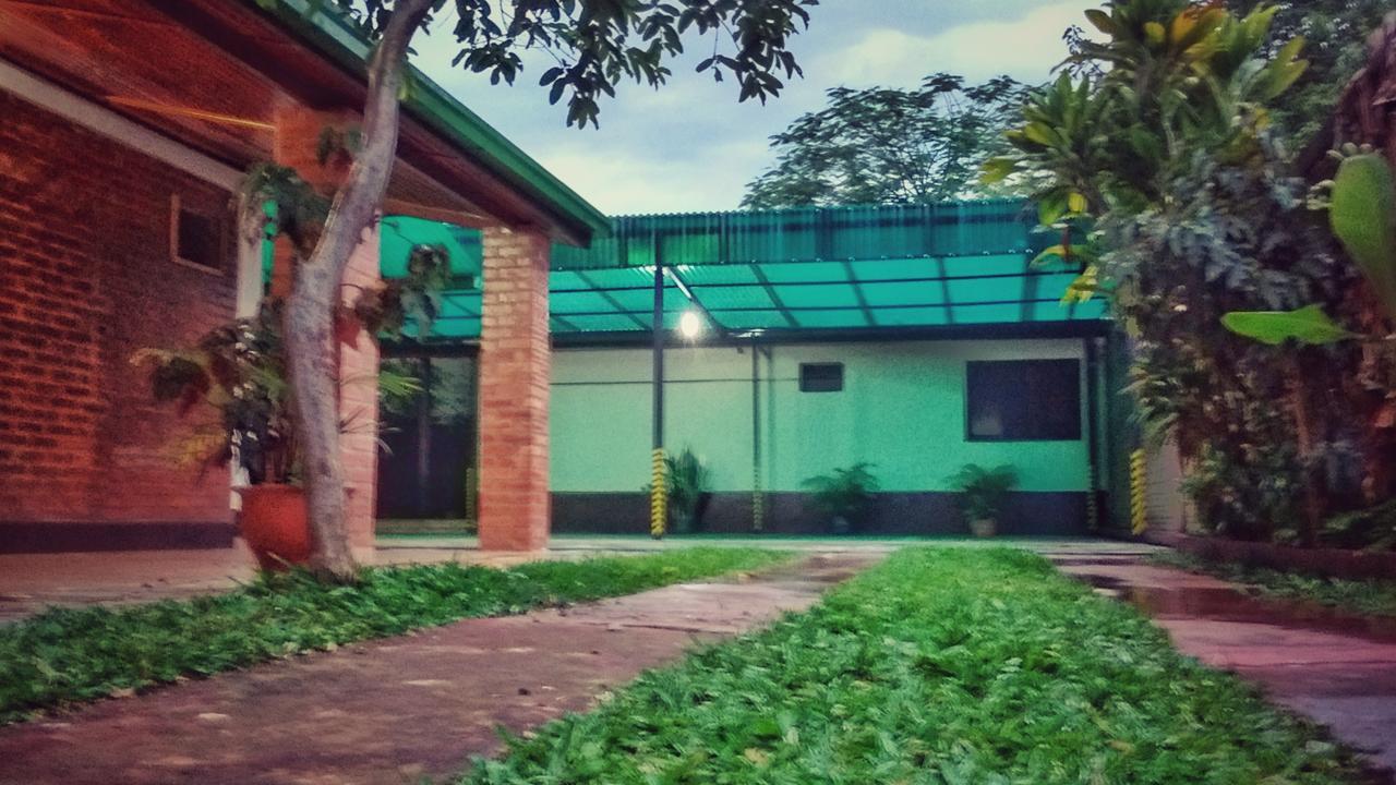 Apart Hotel Las Guayabas Puerto Iguazu Luaran gambar